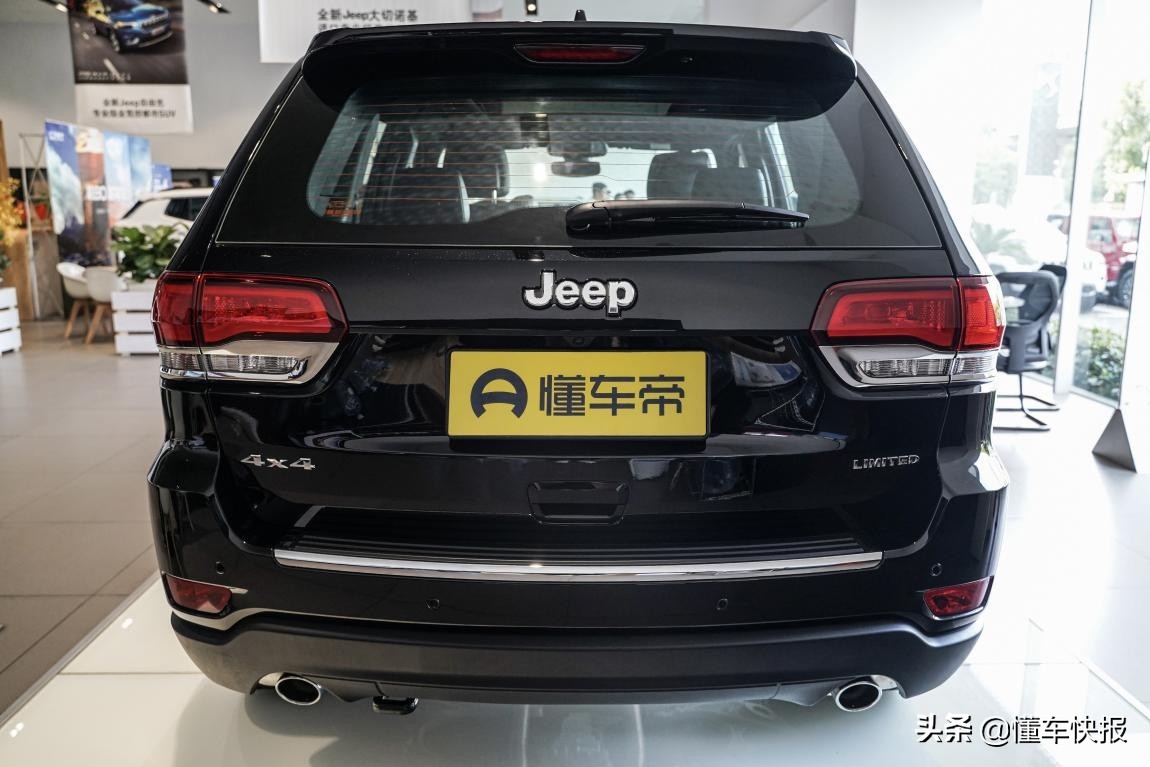 懂车探店：专业四驱搭配V6动力，40万即可入手进口Jeep大切诺基？
