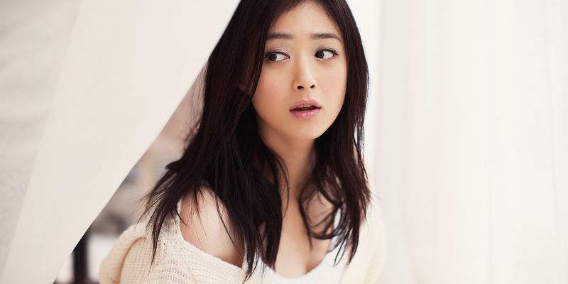 蒋欣：中专学历，非科班出身，依靠华妃成功逆袭，女人就是要狠