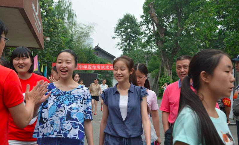 全国卷三太容易,700分上清华北大也很难吗?四川学霸郁闷:变数太多