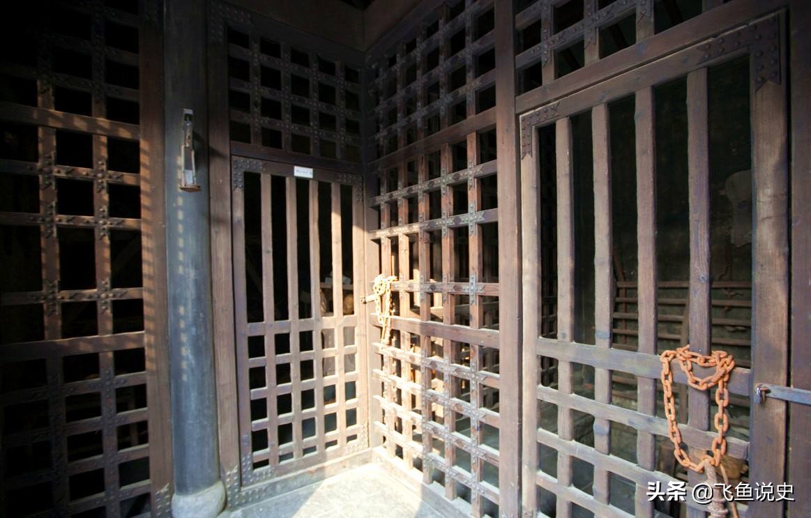 古代有哪些极其残忍的酷刑，能把犯人折磨得痛不欲生，最终惨死？