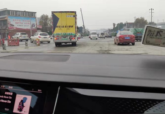 不仅是换代加长这么简单！试驾上汽大众一代帕萨特