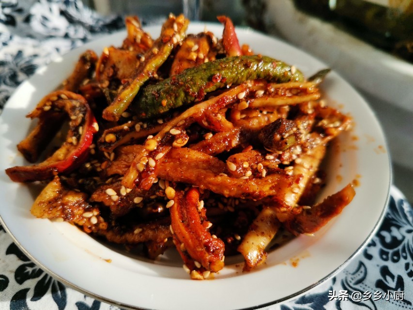 麻辣萝卜干这么做(麻辣萝卜干制作方法)