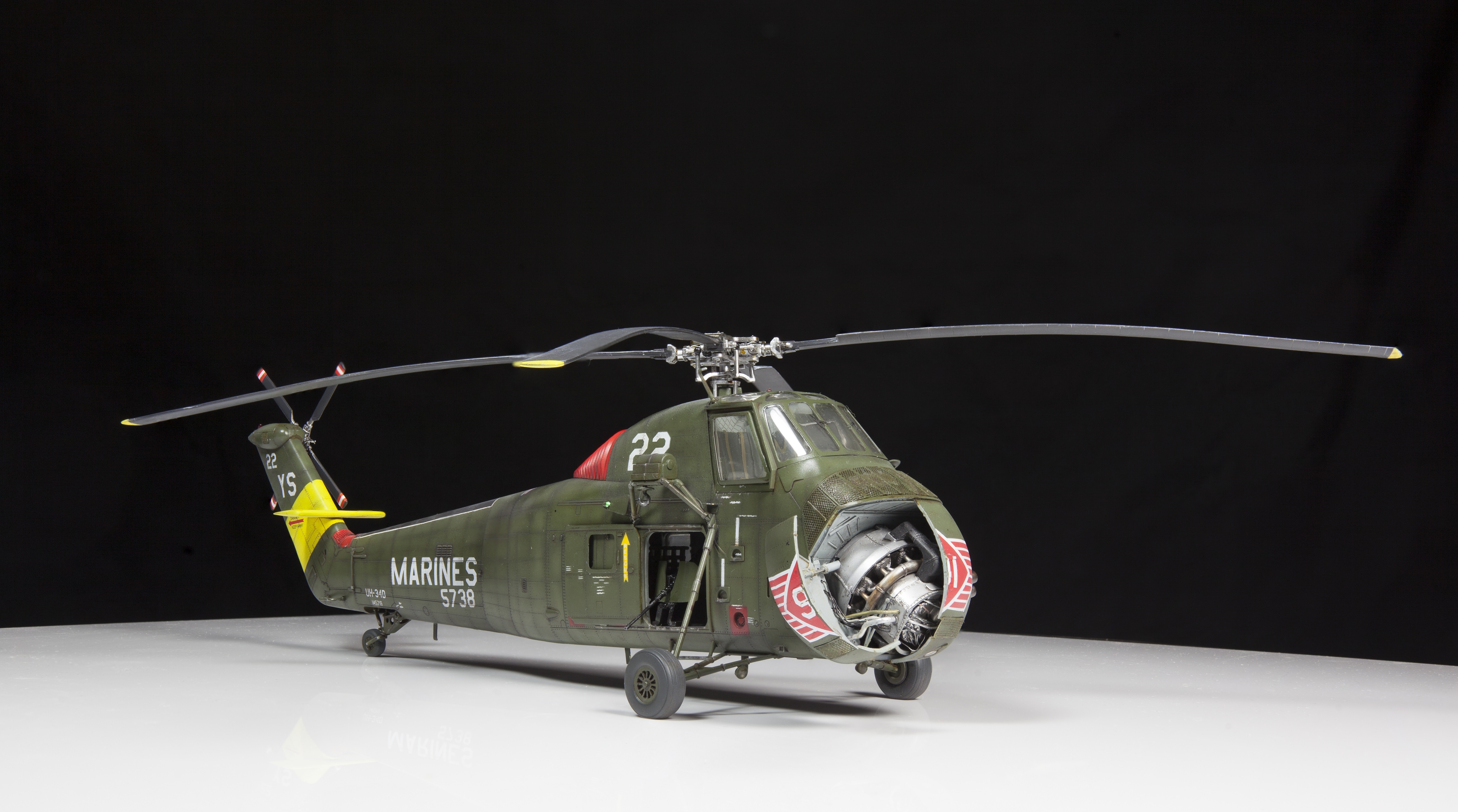 号手模型 : 佳作欣赏  越战运输尖兵h-34直升机>>