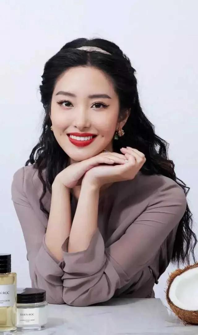 30张美女写真照，诠释了30种不同类型的美