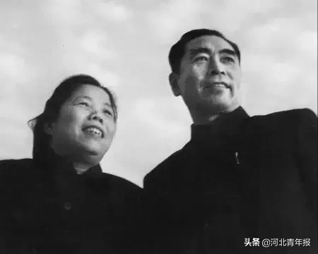 周总理逝世43周年，重温他与妻74封情书，他们的情话让人泪流满面