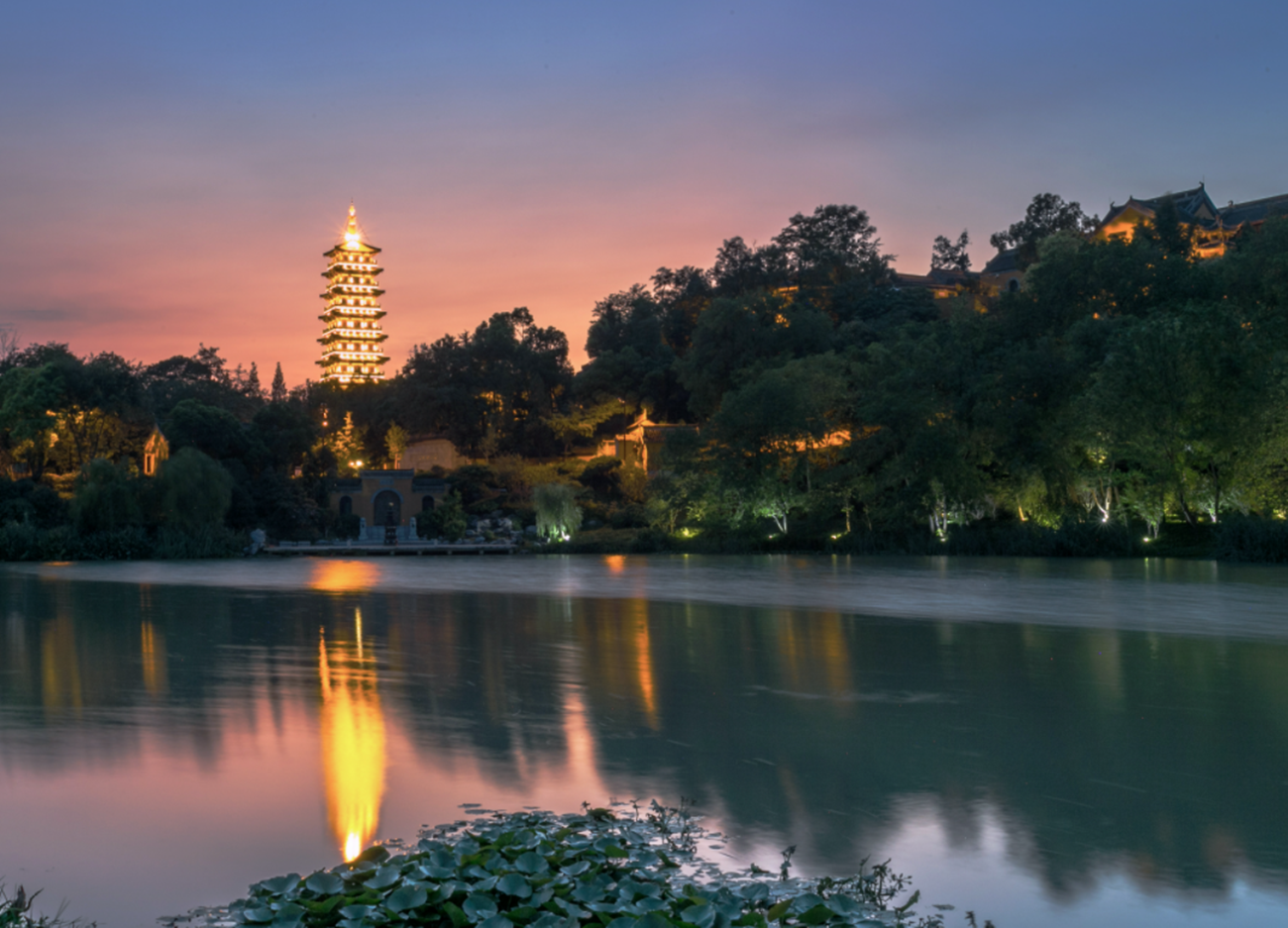 755字高考满分作文，30字阅卷老师不认识，参考2000字注释才看懂