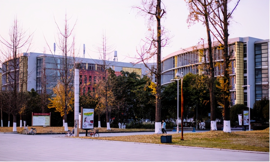 现如今医学院中的“四大天王”，协和地位稳固，湘雅却已不复从前