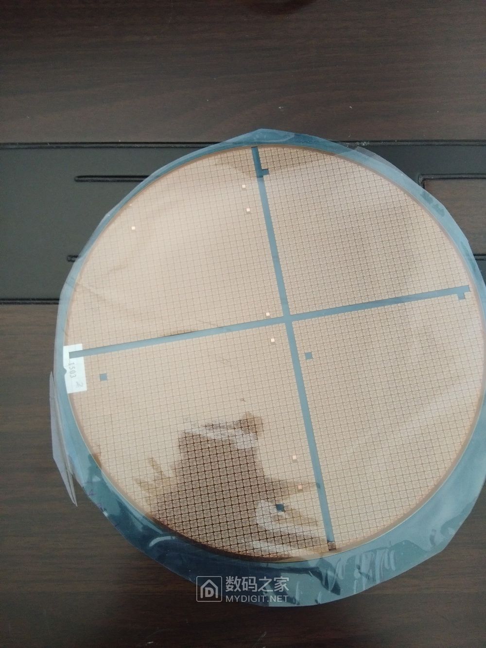 高逼格手办！整套晶圆片讲解，带领你进入芯片的内部世界