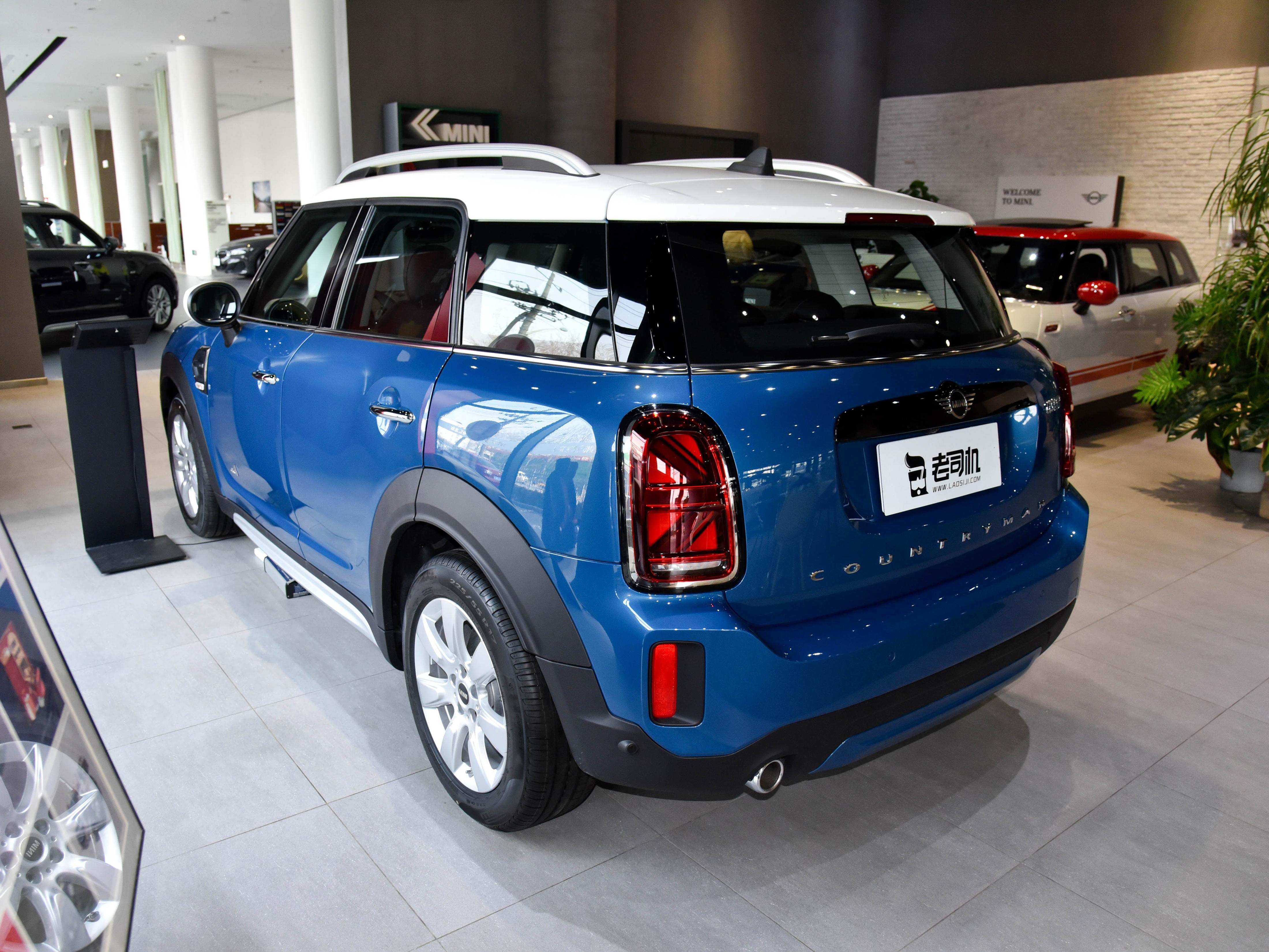 ​1.5T+四驱的进口SUV，5座油耗6.7L，带你看MINI COUNTRYMAN