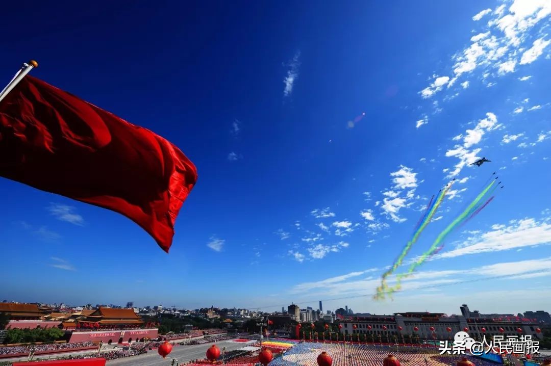 珍藏版！历次天安门广场的阅兵影像