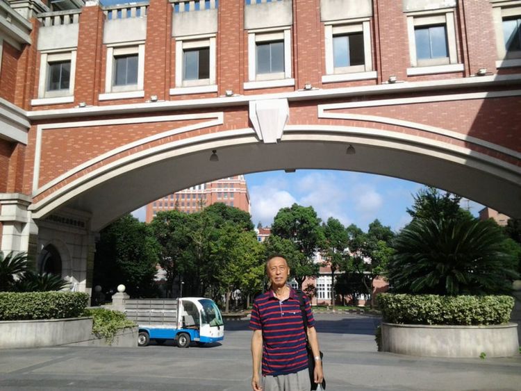 走进上海理工大学