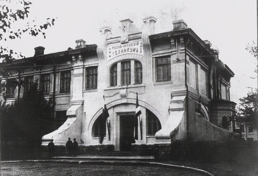 哈工大，因一条铁路而建，如今是黑龙江唯一的985