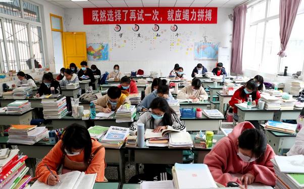 教育部下发通知，高中生将迎来3个坏消息，或对大学升学率有影响