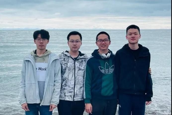 上海又现4个“超强”学霸宿舍：15人升学名校，1人签约上市公司！