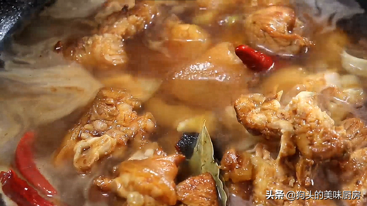 猪蹄想要好吃，不要乱加大料了，手把手教你做，吃一次忘不了