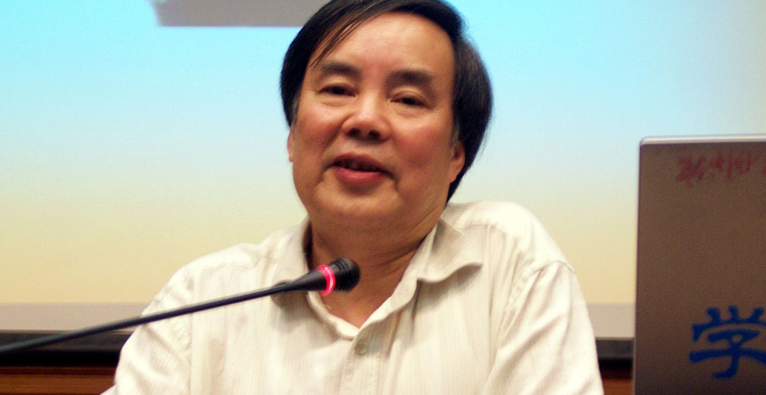 语文越改越难，高考要让15%的人做不完？教科书总主编回应质疑