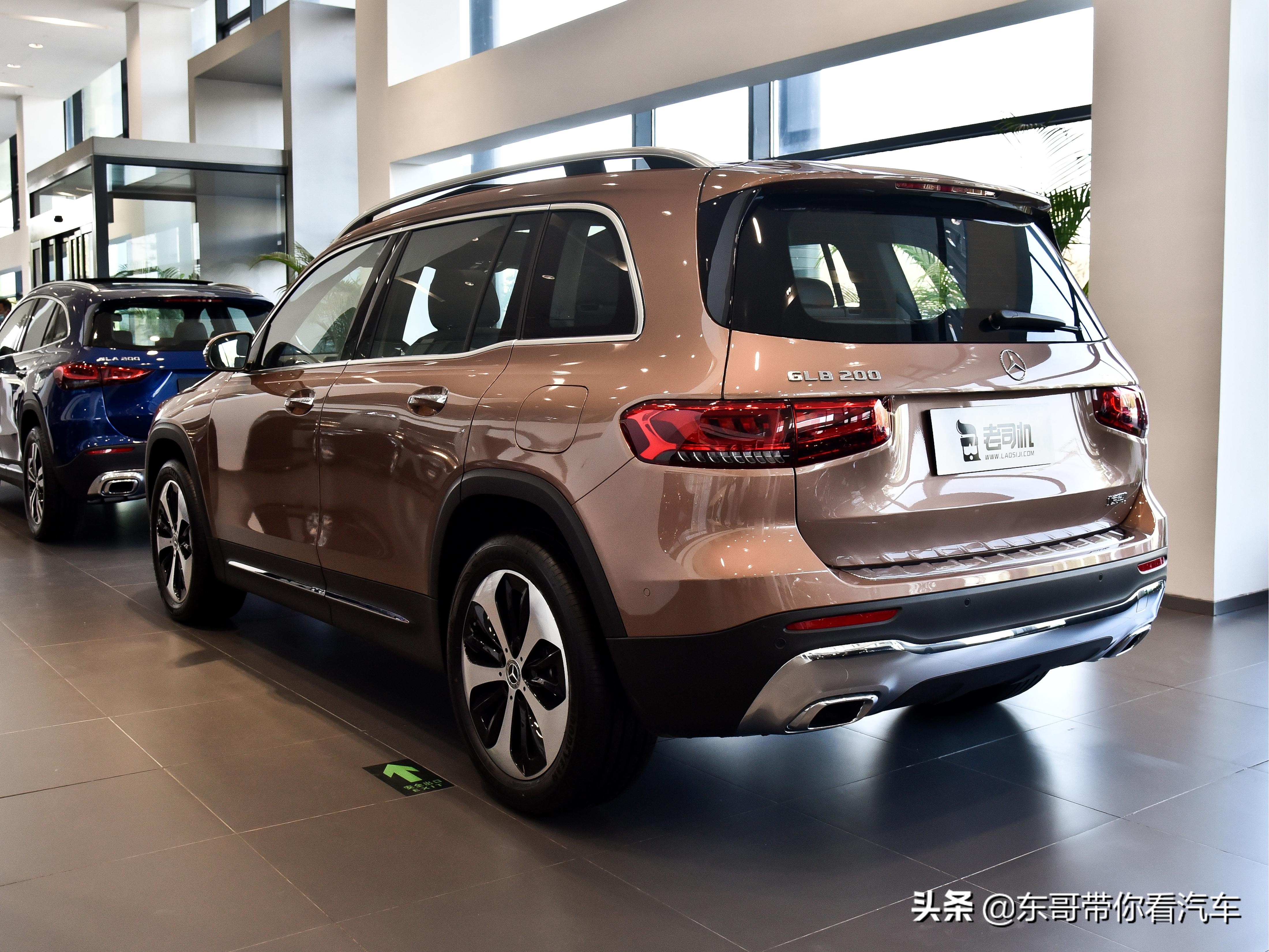 低价豪华suv,配7座高配置的大奔驰,实拍奔驰glb