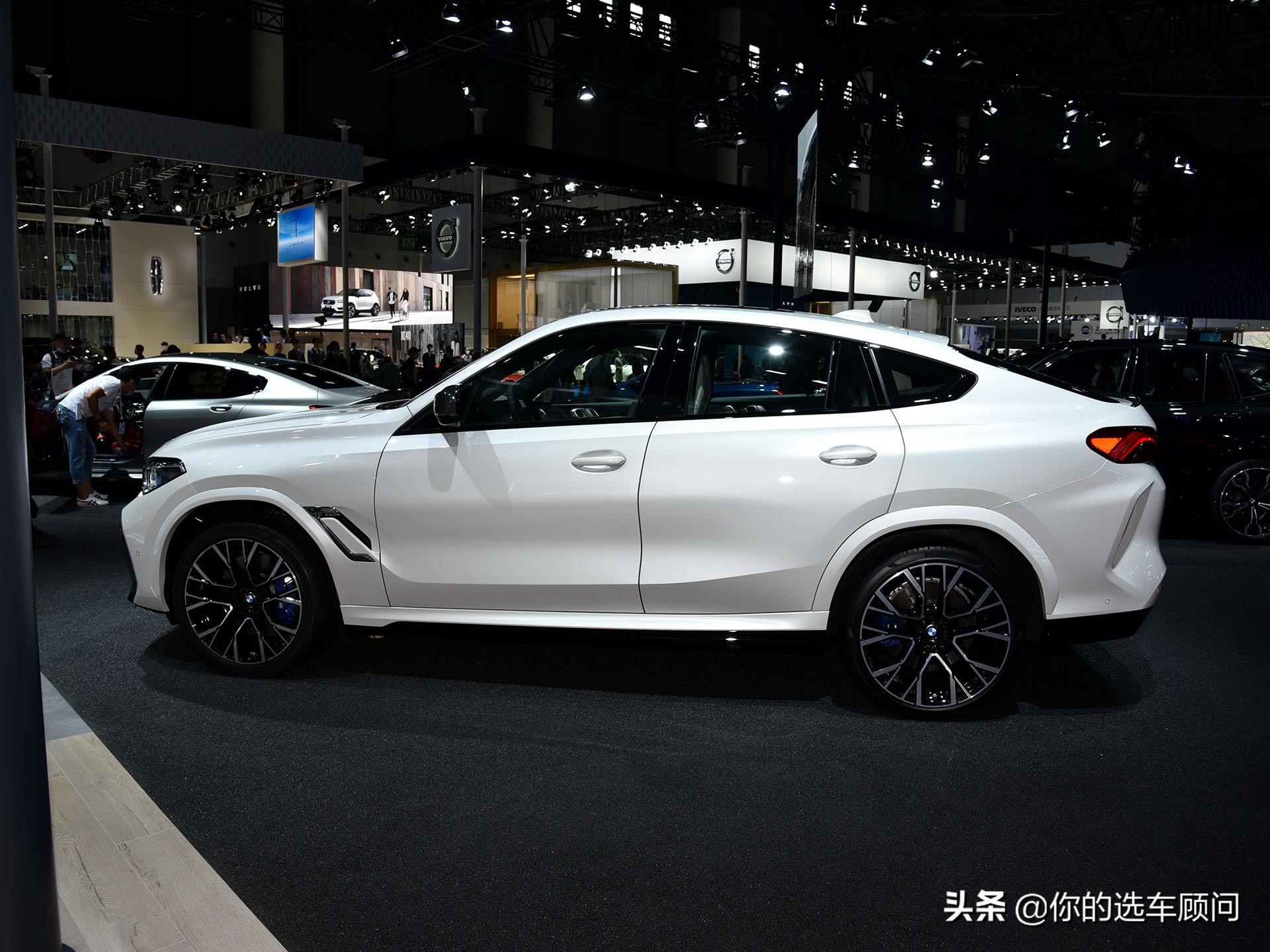 600马力大V8，超跑级性能的SUV，又是四驱又是进口，实拍宝马X6 M