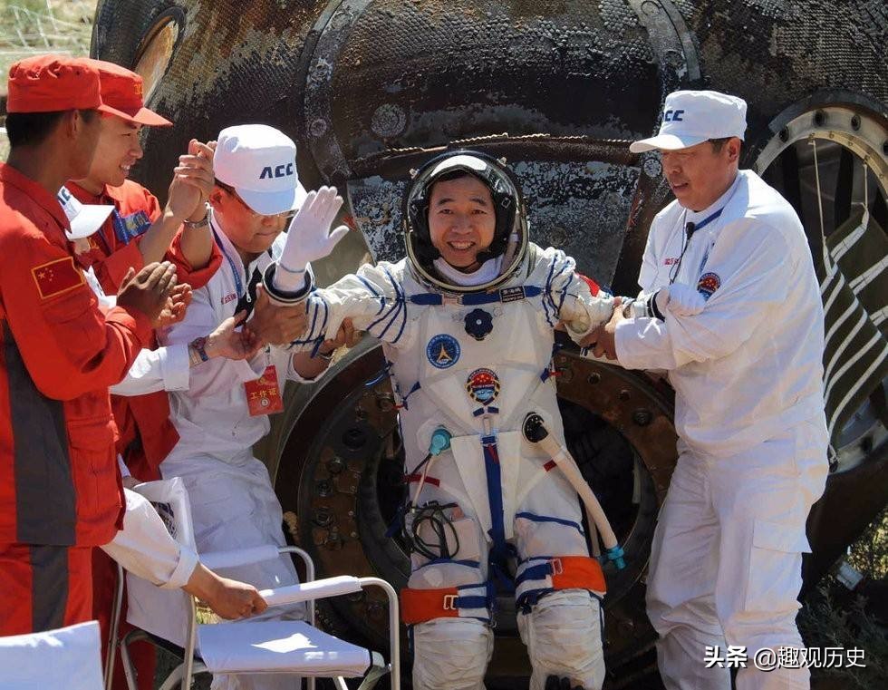 景海鹏：唯一三上太空之人，被中央授予“改革先锋”，近况如何？