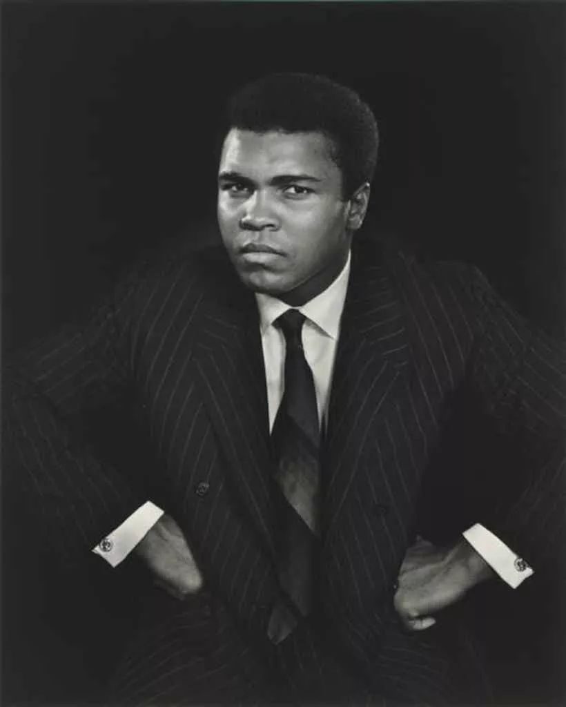 “摄影界伦勃朗”，拍下无数伟大的时代面孔，每一张都充满了故事