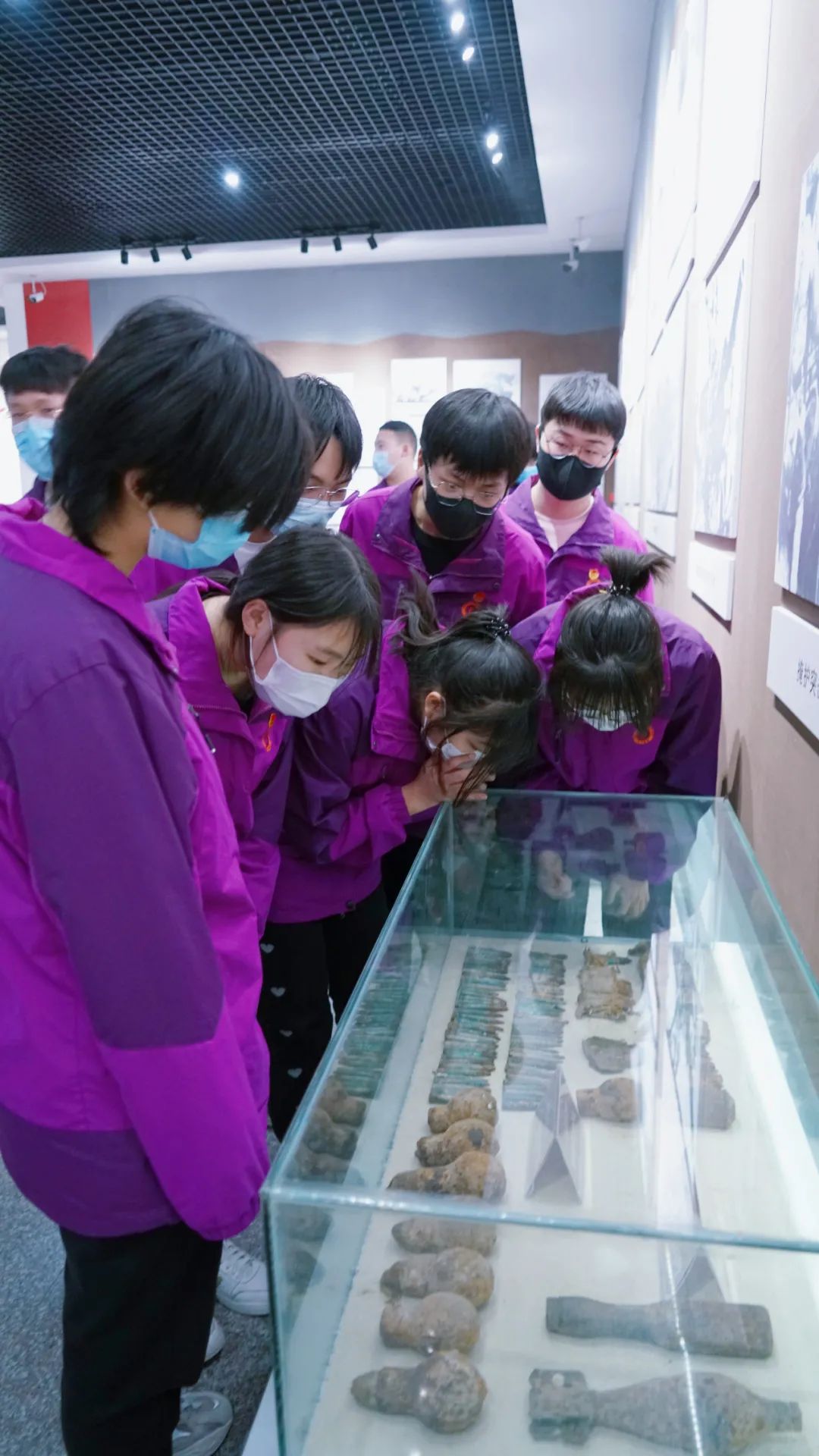 缅怀先烈 信念不朽—洛阳东外献礼中国共产党成立100周年活动