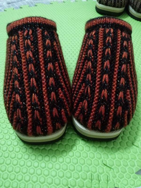 用毛线怎么打拖鞋(保暖又漂亮的毛线拖鞋编织附图解教程)