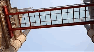 校园可以同时开拍哈利波特和还珠格格，中国最神奇的大学在哪里？