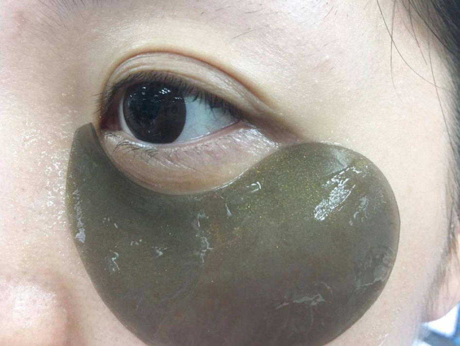 女人有皱纹眼袋不用怕，学会这2招，轻松摆脱困扰