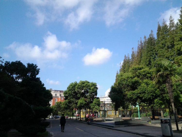 走进上海理工大学