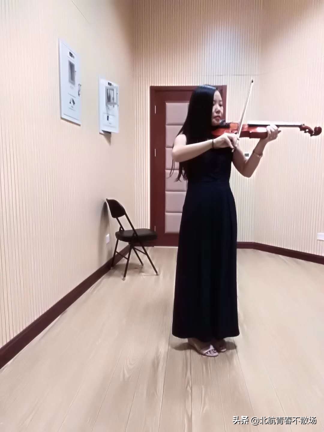 三十而立，不负时光，愿初心不改，步履不停，活成自己最欣赏的模样。