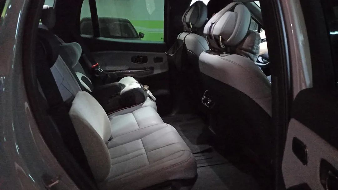 车主说车：不能换电的电动车没有未来？听听蔚来ES8车主怎么说