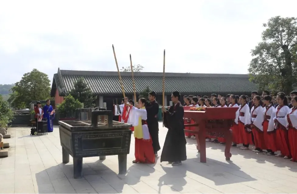 「小六升初中-学校篇」广西民族大学附属中学初中报读指南