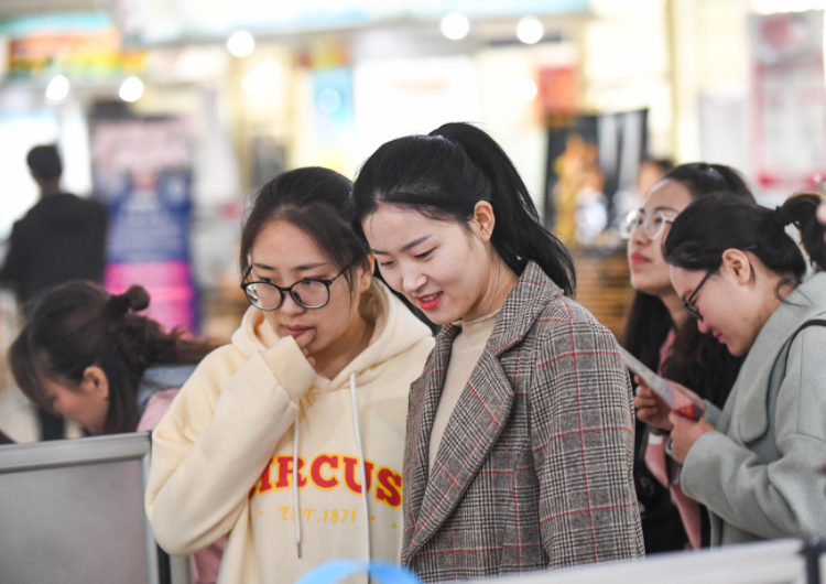 多年后才知道，高等专科学校和职业技术学院的区别，不是一星半点