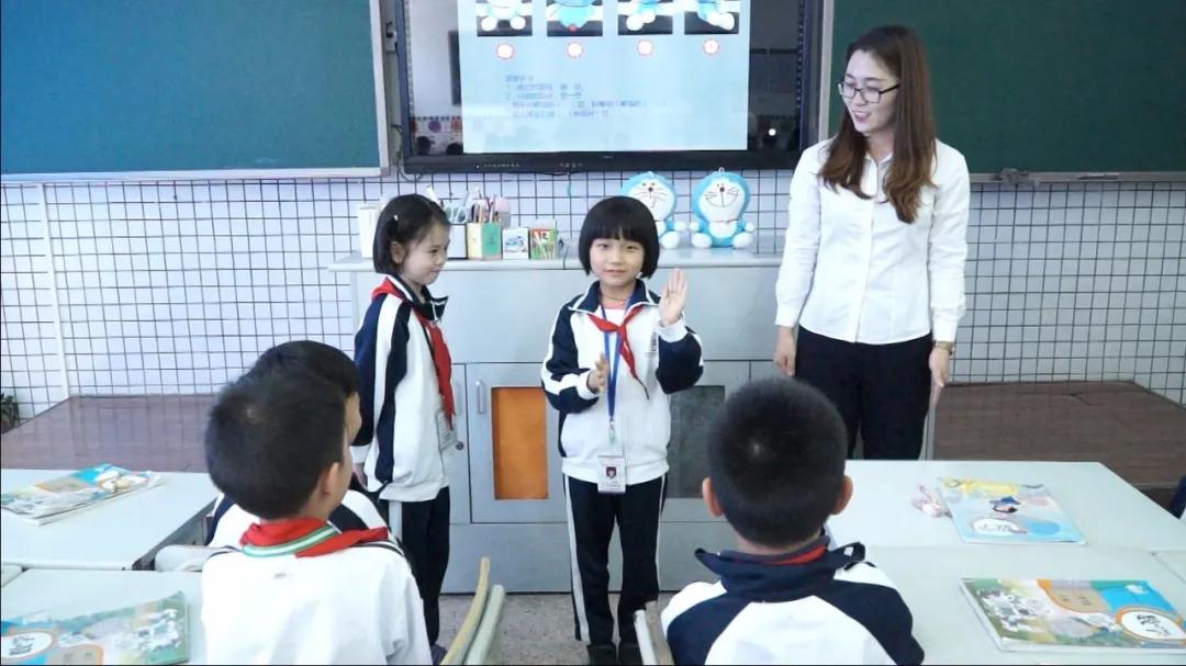 东莞边陲小镇中的排名靠前，北师大东莞石竹附属学校