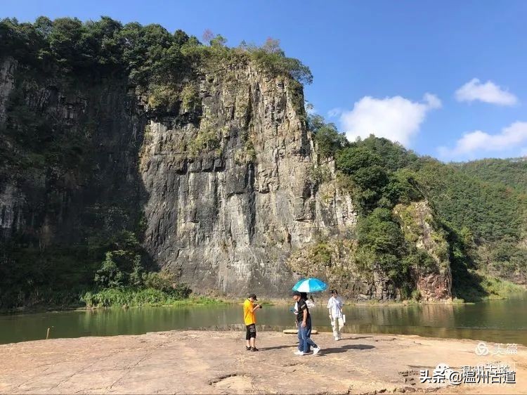 溪流瀑布、廊桥古村，妥妥的一日游线路