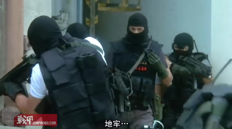 香港飞虎队在缉毒时，竟遭遇美军海豹部队伏击？电影《飞虎》详解