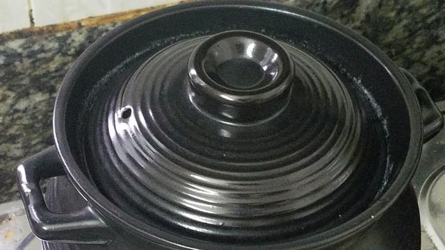 鸡肉里放进2块榴莲，这样做太好吃了，鲜香美味，一锅还不够吃