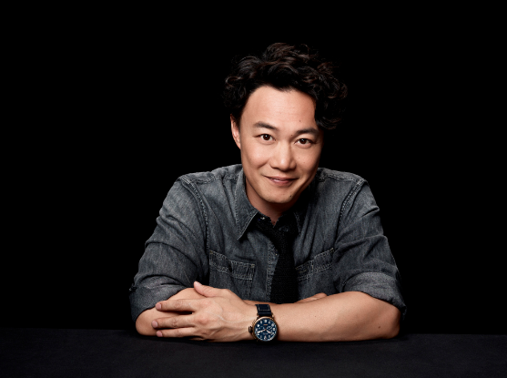 极限运动跳伞表情「跳伞瞬间的表情」