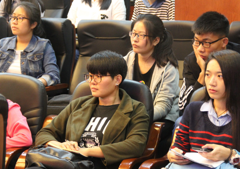 为啥很多专科学校，大多叫“职业技术学院”，学生：咋不早说