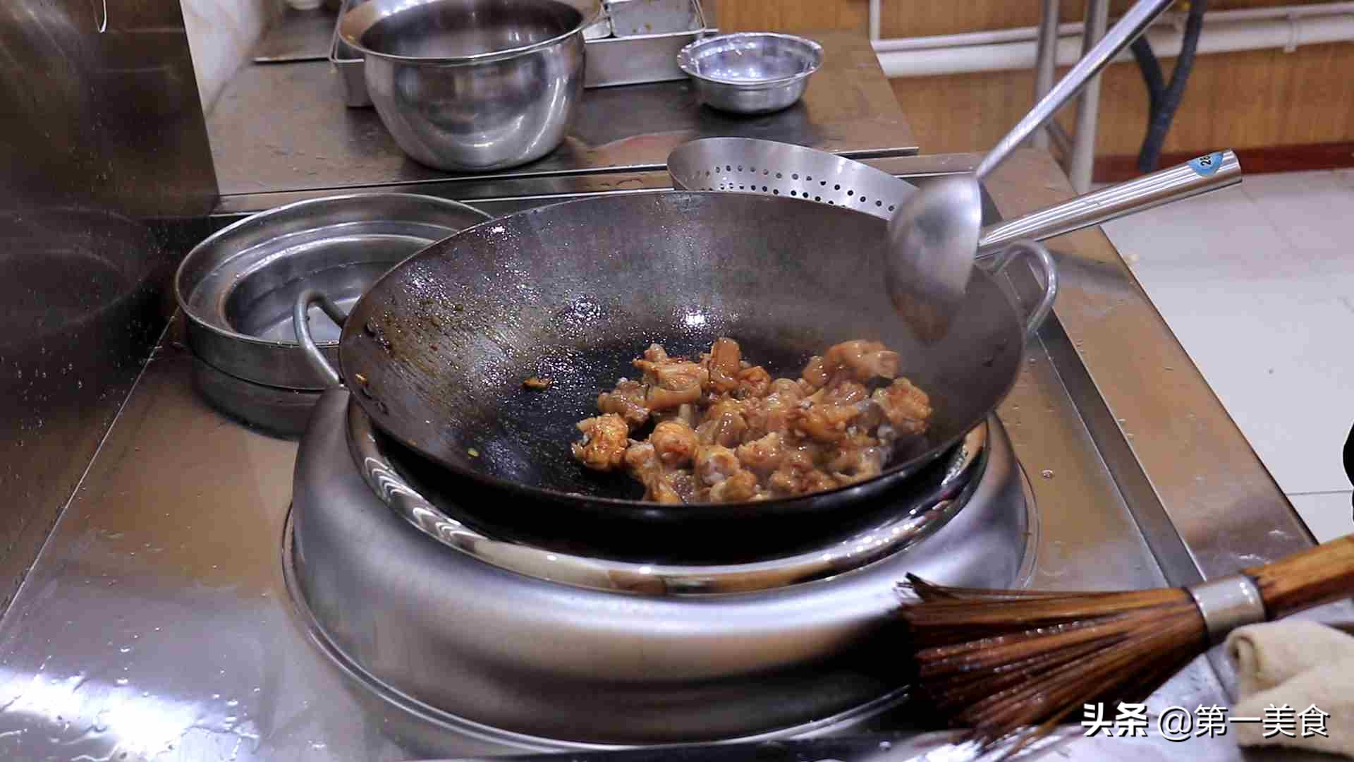 家常醬豬手,家常醬豬手燉多久時間