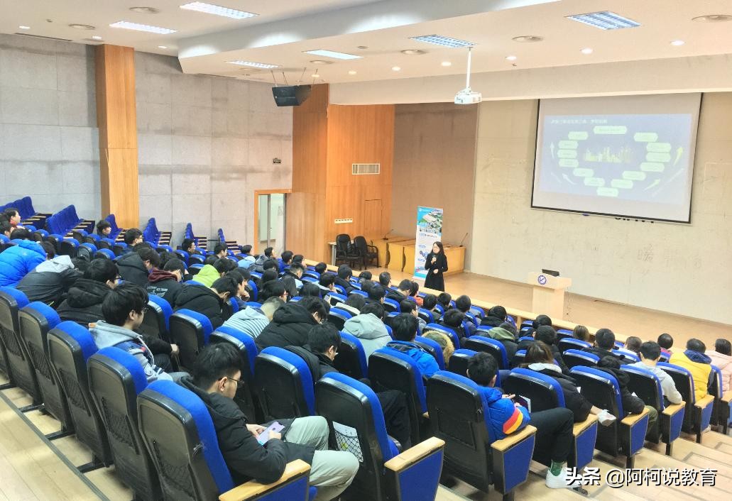 湖北省大学排名，华科、武大谁更胜一筹？华农位居211之首