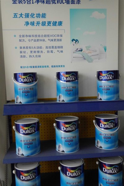 乳胶漆品牌如何选？老师傅教你选购好的乳胶漆，千万别买错了！