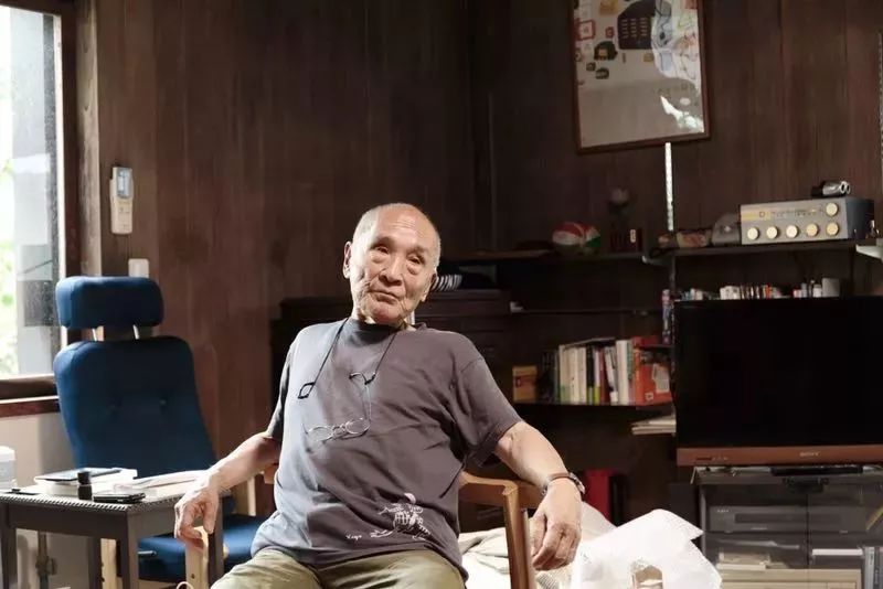 谷川俊太郎的想象宇宙：用平静写出人类共同的生命困惑