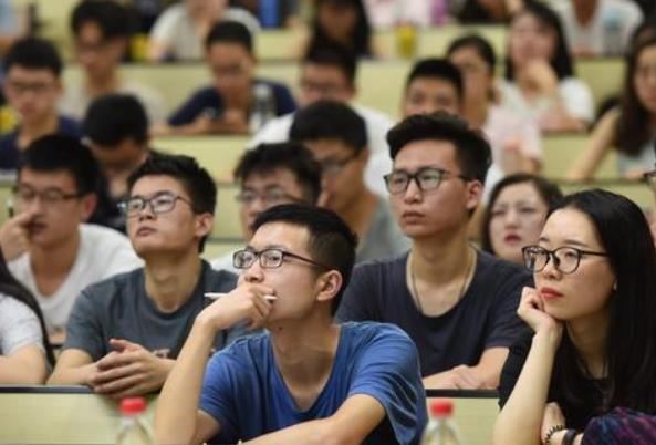 中南大学3位女教授火了，颜值极高且才华出众，网友：全能女神