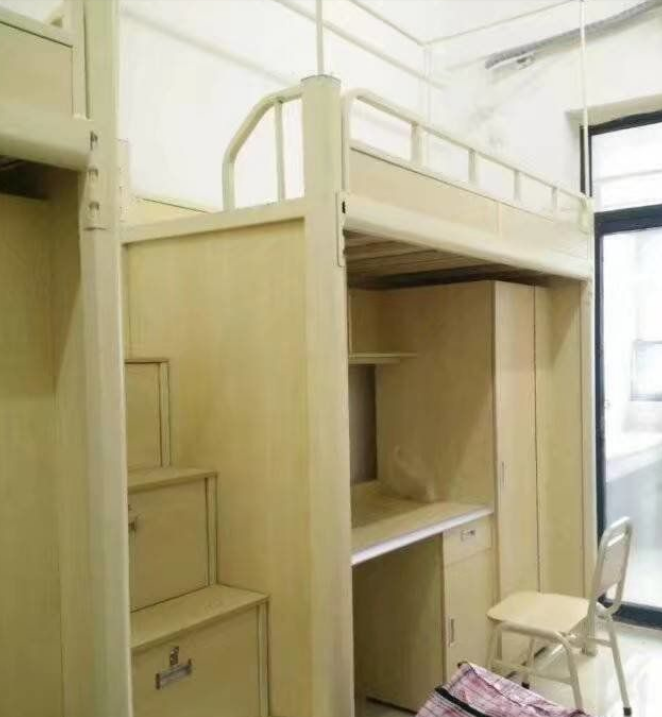 中国第一所培养喝酒的大学，酒量不好别报，学生喝着五粮液上课