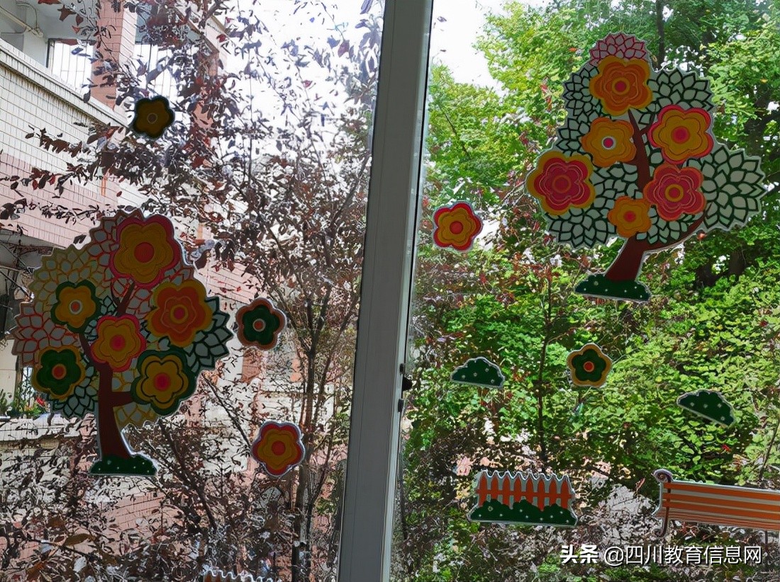 遂宁高级实验学校外国语学校小学部举行“最美教室”评比活动