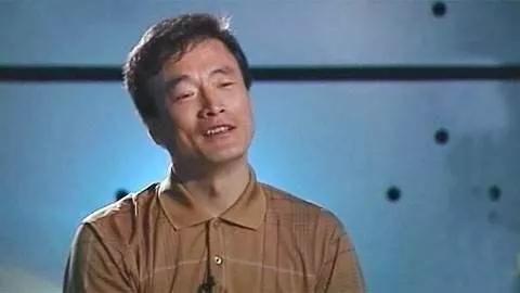 轰动一时的凤凰山UFO悬案，一农民遭遇离奇经历，真相究竟是什么