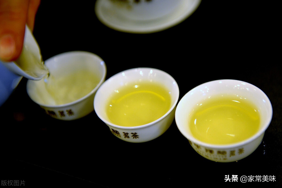 乌龙茶和绿茶的区别是什么（乌龙茶与绿茶的3大区别）