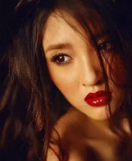 张若昀回应老婆“美空”身份，唐婷事件画上句号，网友：辛苦你了