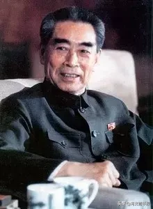 周总理逝世43周年，重温他与妻74封情书，他们的情话让人泪流满面